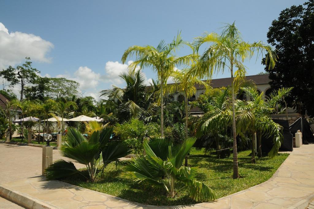 Lotfa Resort Diani Діані-Біч Екстер'єр фото